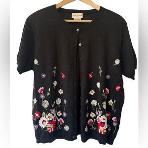 Vintage β¨ Jaclyn Smith Embroidered Short Sleeve Cardigan